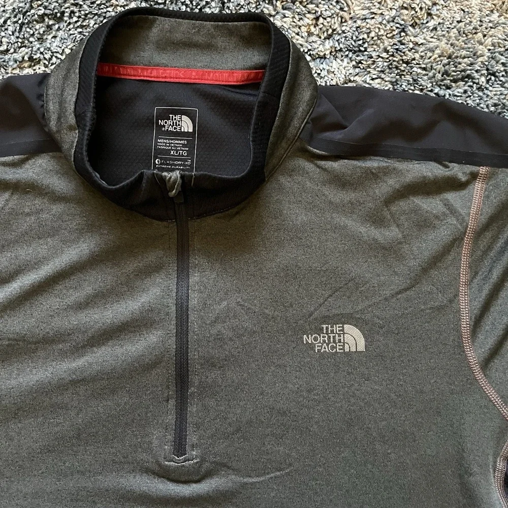The North Face Flashdry‎ 1/4 Zip Long Sleeve Pullover Athletic Men's XL Quarter